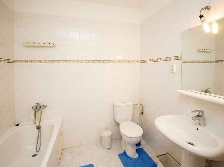 Bathroom 02 — After