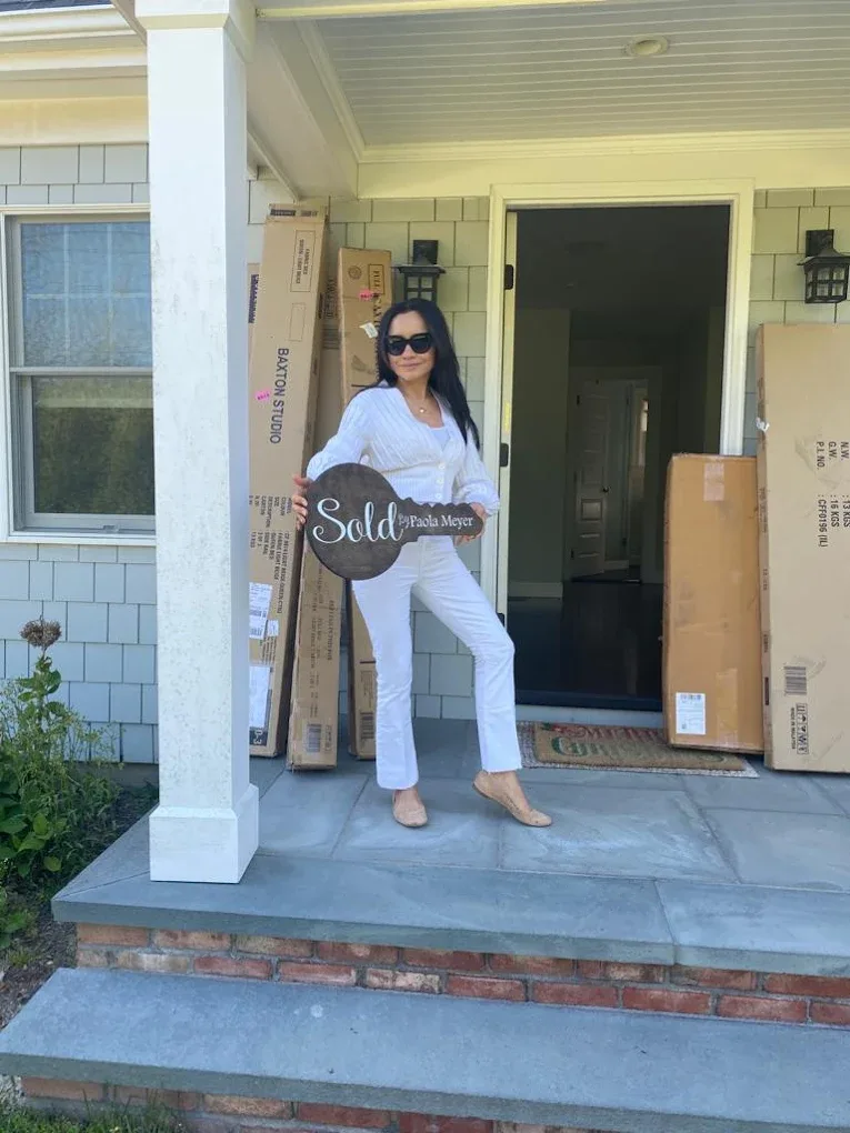Client closing photo