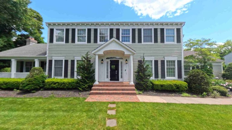 3 Ada Lane — Setauket, NY 11733