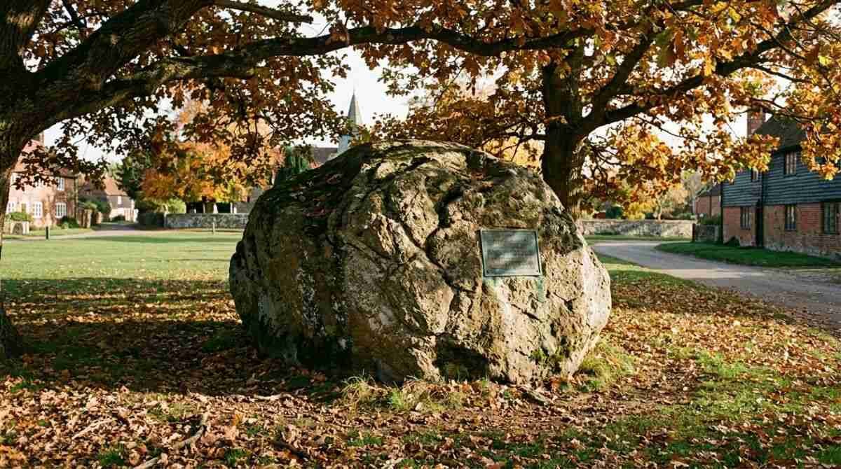 Boulder beside the Setauket Village Green, a landmark of the 1777 skirmish.